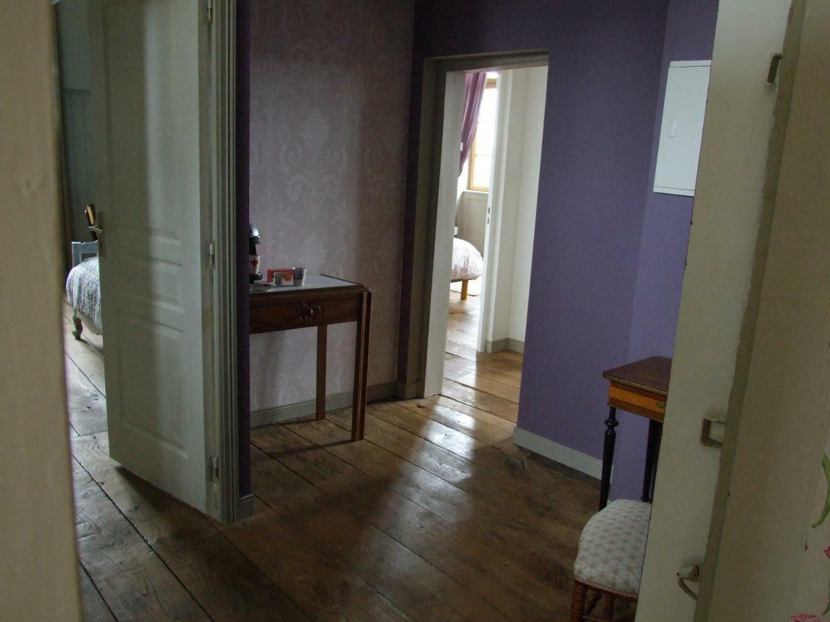 Hotel Particulier Le Mercier De Montigny -Une Nuit Sur Les Remparts- Fougères Esterno foto